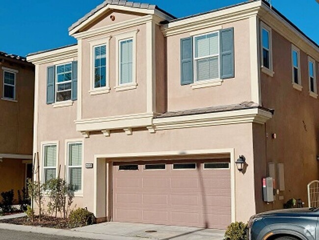 Building Photo - Beautiful House in Renaissance at RedHawk-...
