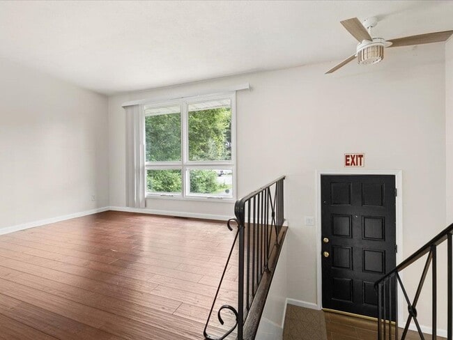 Photo - 4500 Mizar Rd