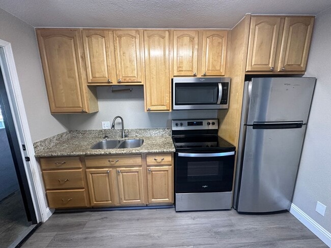 Photo - 215 Tahoe Ave