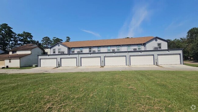 Building Photo - 5802 Twisted Pine Ct Unit E Rental