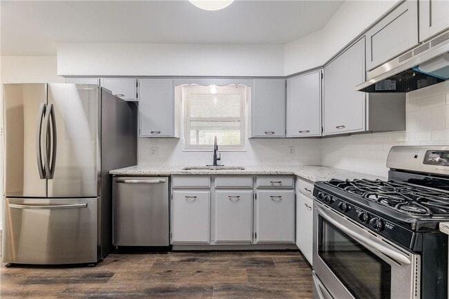 Building Photo - 1009 Field St Rental