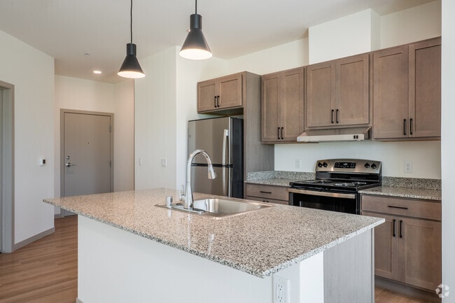 3BR, 2BA - 1,255SF - Kitchen