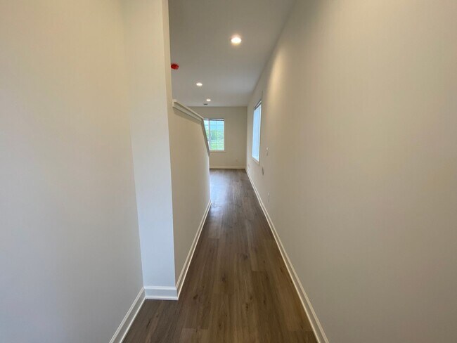 Photo - 3 Bedroom End Unit