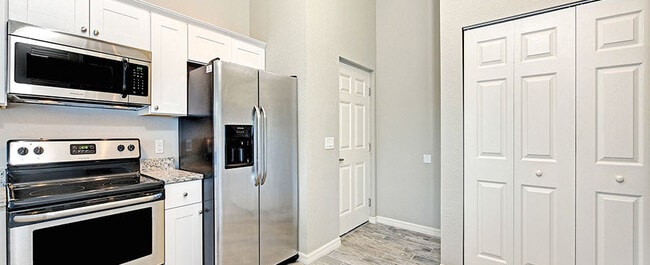 Photo - The Oaks on Henry