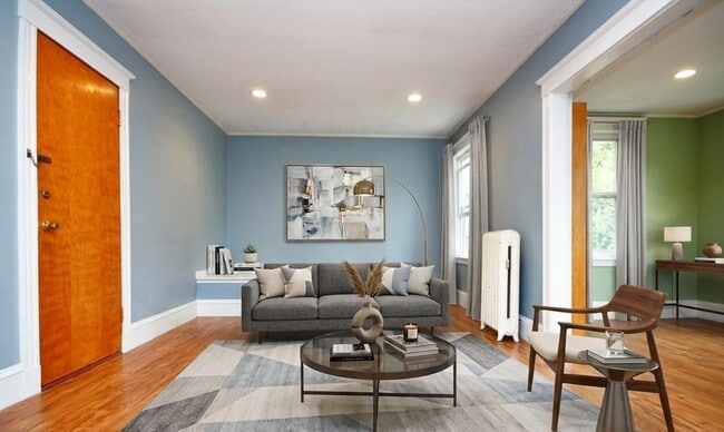 Building Photo - 4 Belmont St Unit 2