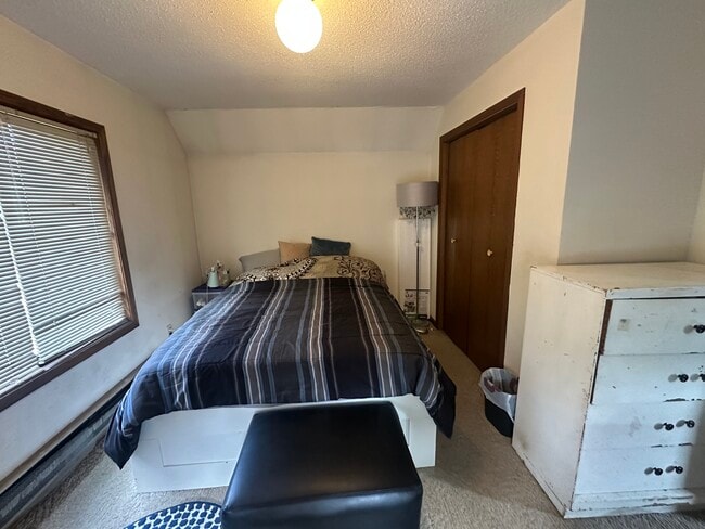 Photo - 3829 Bloomington Ave