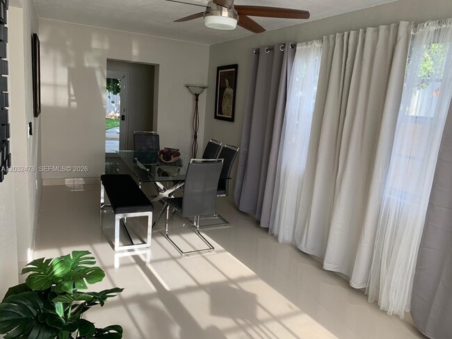 Photo - 1630 N 68th Ave