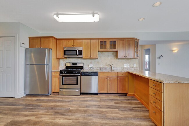 Photo - 170 Undercliff Ave Unidad 3