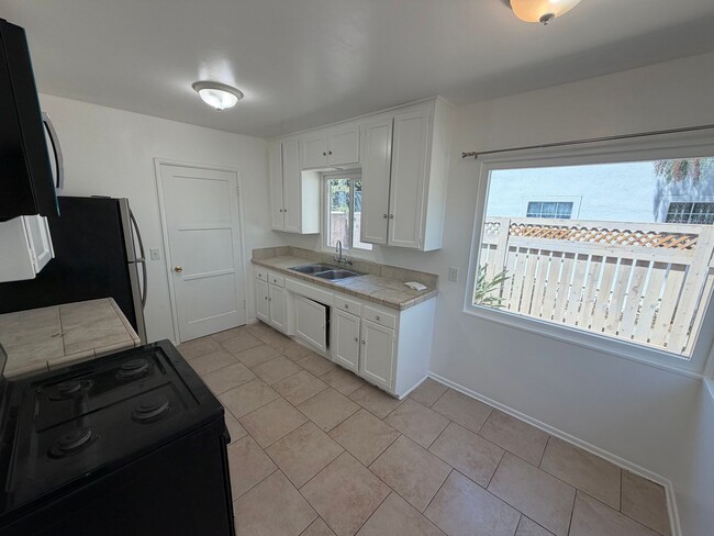 Photo - 329 S Scott Dr