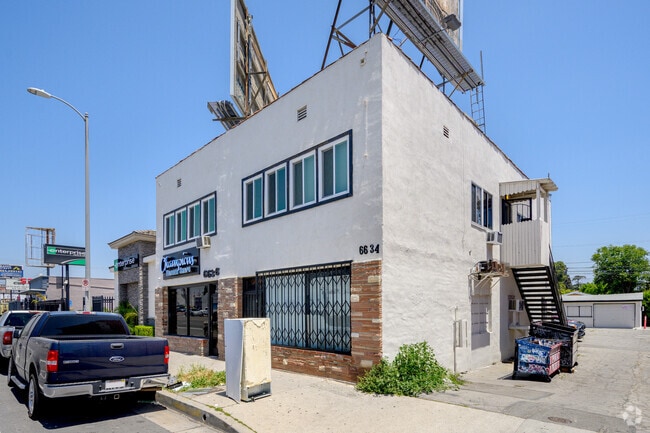 Building Photo - 6634 Lankershim Blvd Unit C Rental