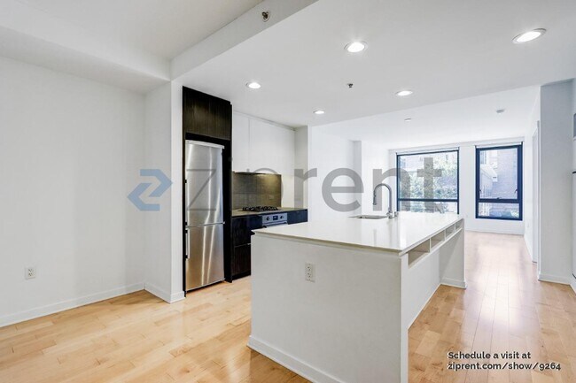 Photo - 1788 Clay St Condo