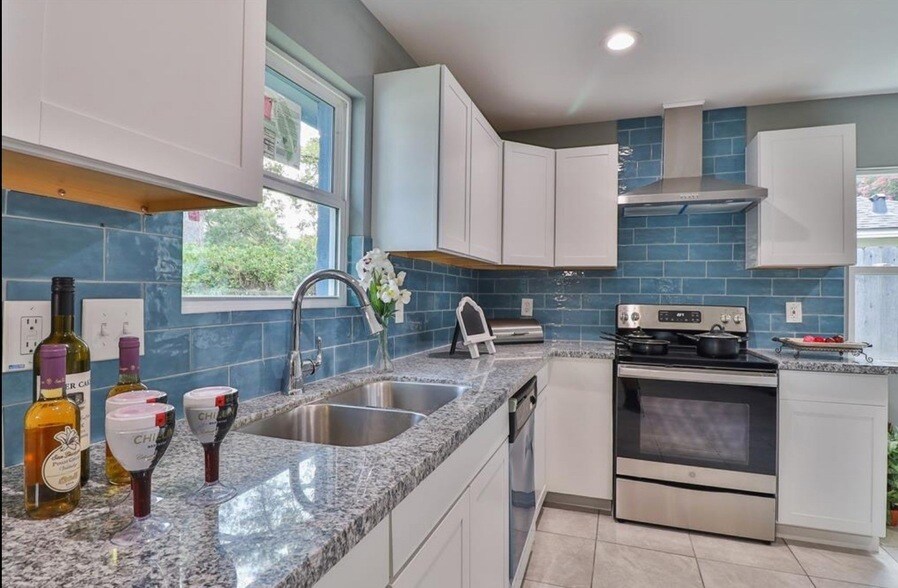 Photo - 29311 Raestone St