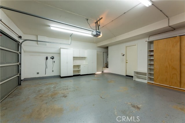 14 Monument Pl