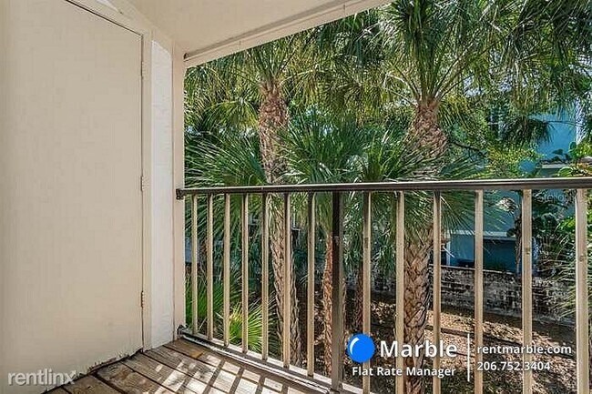 Photo - 2 br, 1 bath Condo - 3102 W Horatio St Uni... Unidad 24