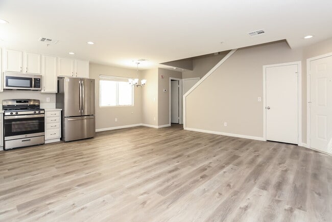 3131 Inlet Bay Ave