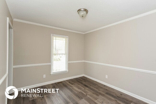 Photo - 7210 Justin Dr