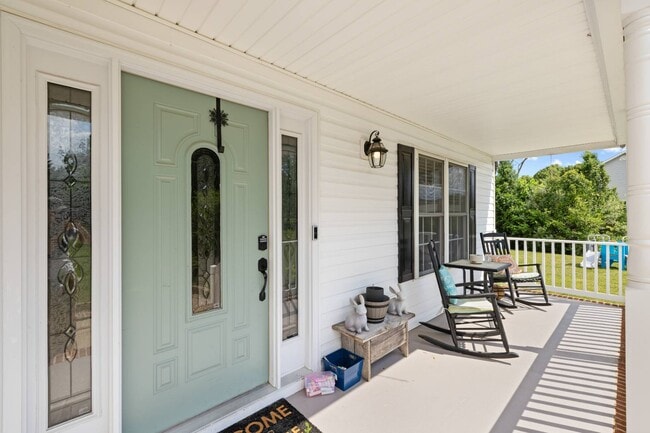 Photo - 48 Boyington Blvd