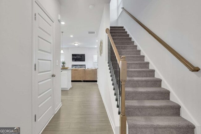 Photo - 803 Dundee Wy