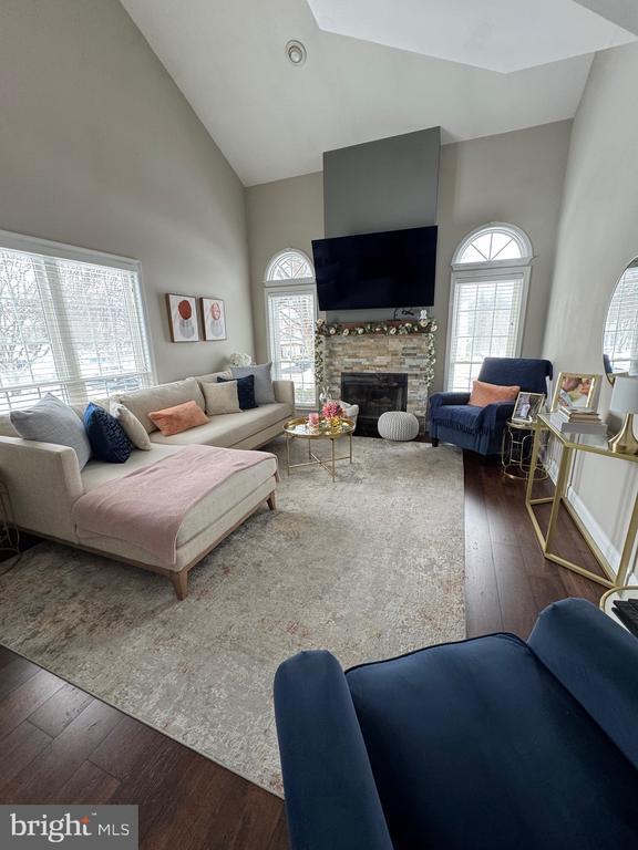 Photo - 17 Parkview Way