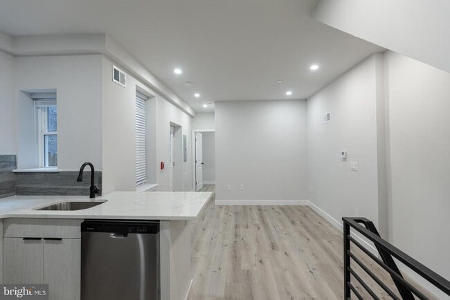 Photo - 3108 Haverford Ave