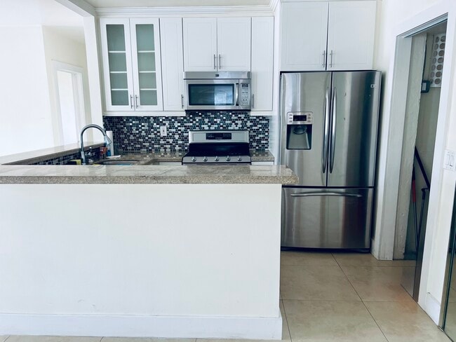 Kitchen - 3526 NW 16th Ter Unidad 1