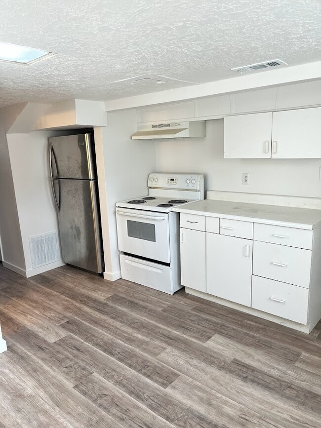 Building Photo - 47-2 E 800 S Unit 2 Rental