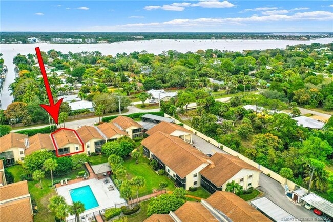 Photo - 1811 SW Palm City Rd Unidad A302