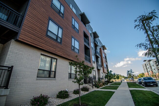 Photo - West End @ University Park