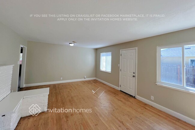 1115 Vervais Ave