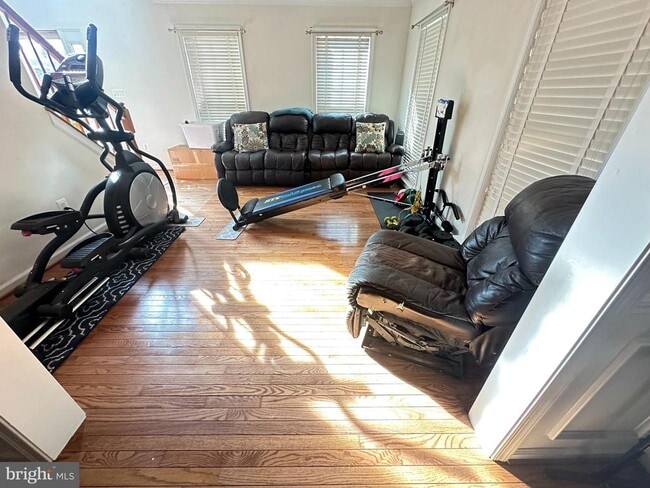 Photo - 541 7 Trails Dr