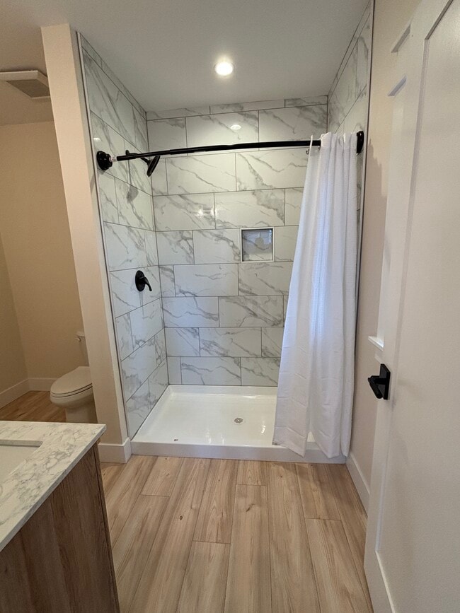 Photo - 480 SE Reed Market Rd