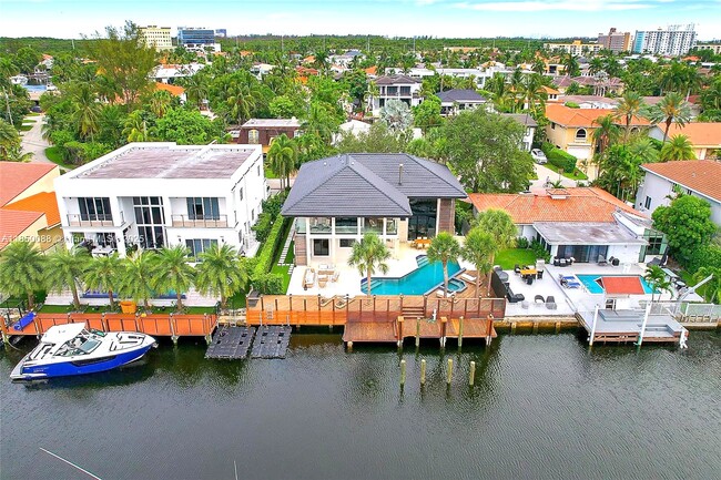 Photo - 3343 NE 166th St