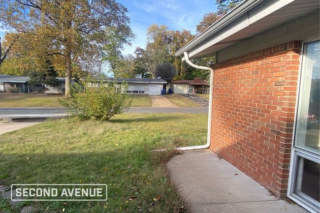 Photo - 2280 Cherry Ln