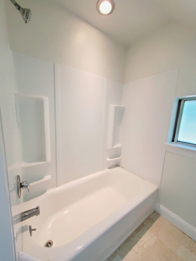 Photo - 22 Clovelly Rd Unit 3