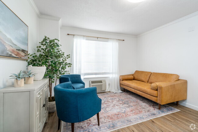 Living Room - Cambridge Rental