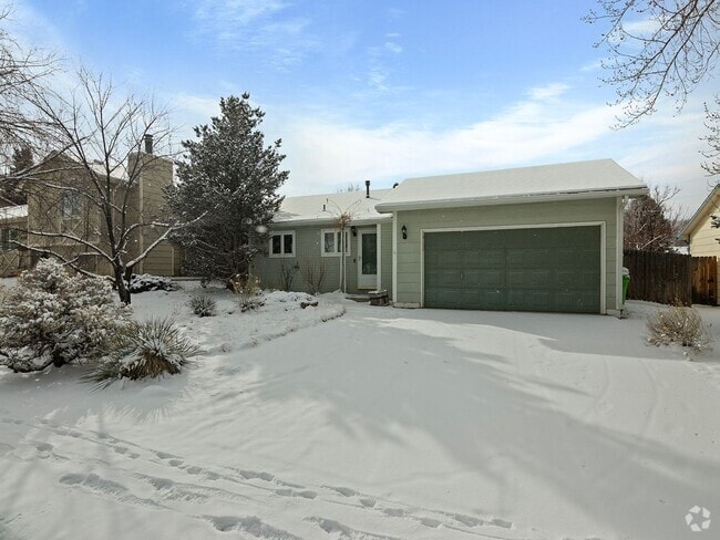 Building Photo - Beautiful 3 Bedroom, 1 Bathroom Home in We...