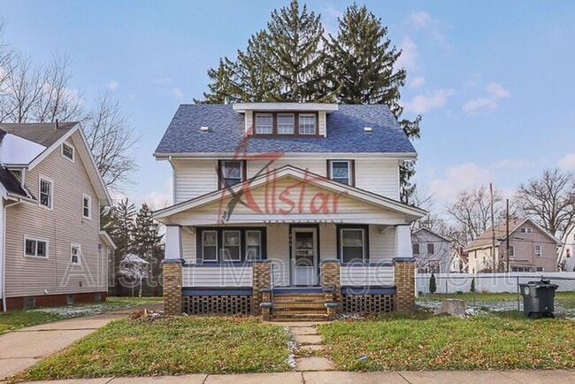 Building Photo - 458 Hillwood Dr