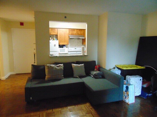 Photo - 1025 Hancock St Unit 4G