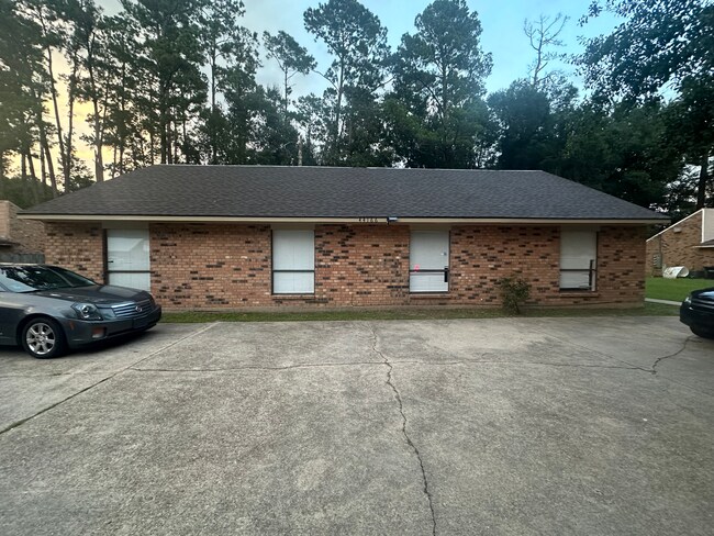Photo - 44166 Simpson Pl Unit B