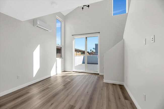 Photo - 4050 Cherokee Ave