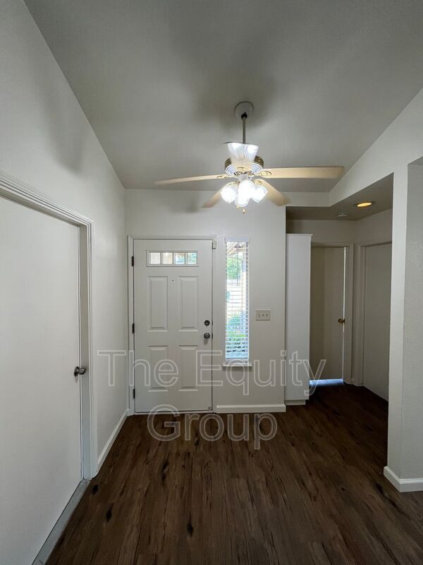 Photo - 451 W Marilyn St Casa