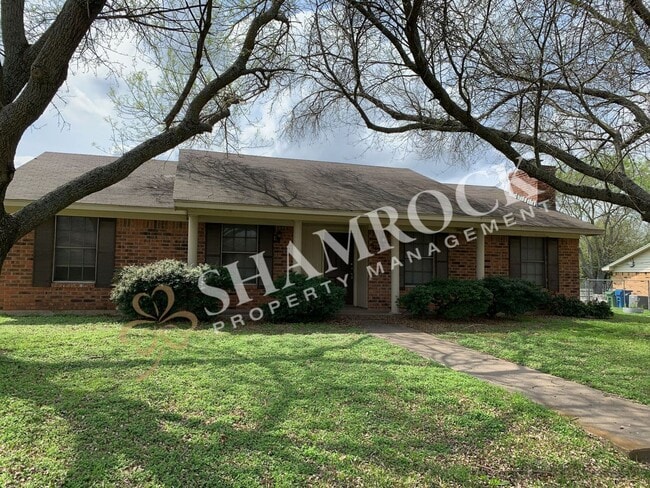 Building Photo - 317 Texas