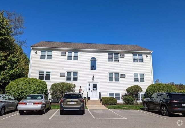 Building Photo - 641-R Washington St Unit 17 Rental