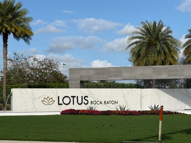 Building Photo - 8055 White Wave Ter