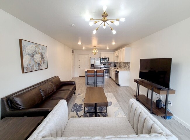 Building Photo - Remodeled Condo in Norman