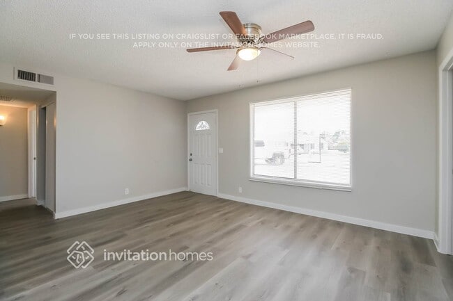 Photo - 732 W Flower Ave