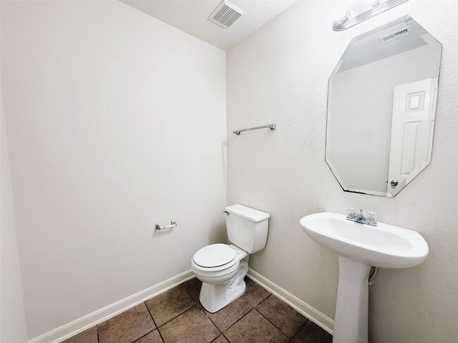 Photo - 431 Mantova Dr