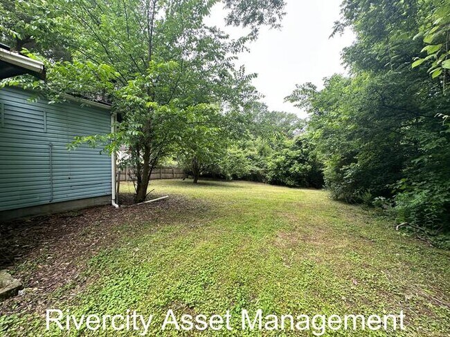 Photo - Rare Gem Ready For Move In!!!!! Section 8 ...