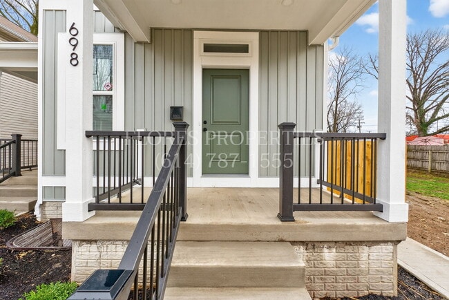 Photo - 698 S 22nd St