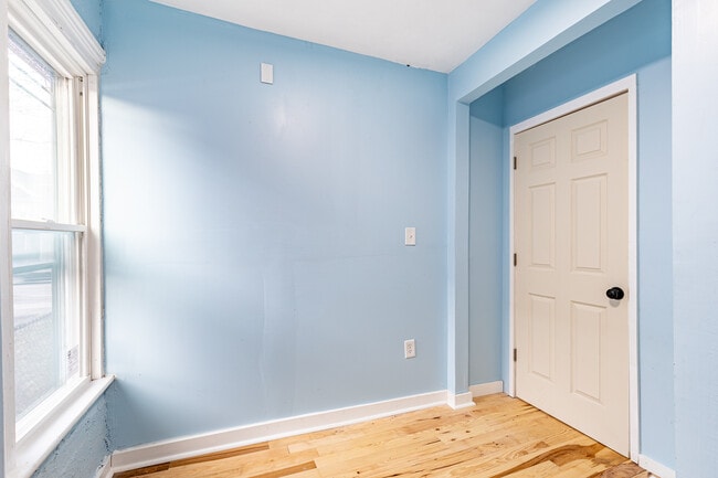 Photo - 83 Ridgeway Ave